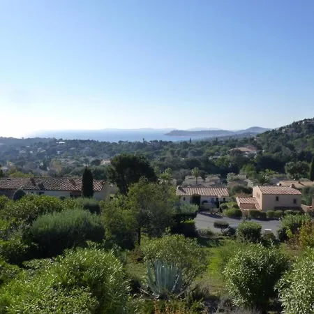 Casa de Férias Mas 2 Avec Piscine Et Tennis à - Fr-1-726-8