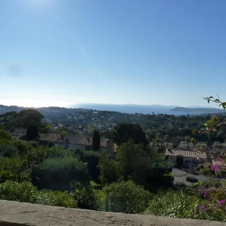 Casa de Férias Mas 2 Avec Piscine Et Tennis à - Fr-1-726-8