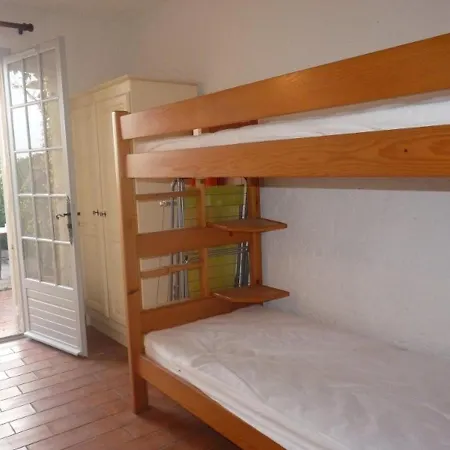 Casa de Férias Mas 2 Avec Piscine Et Tennis à - Fr-1-726-8 *